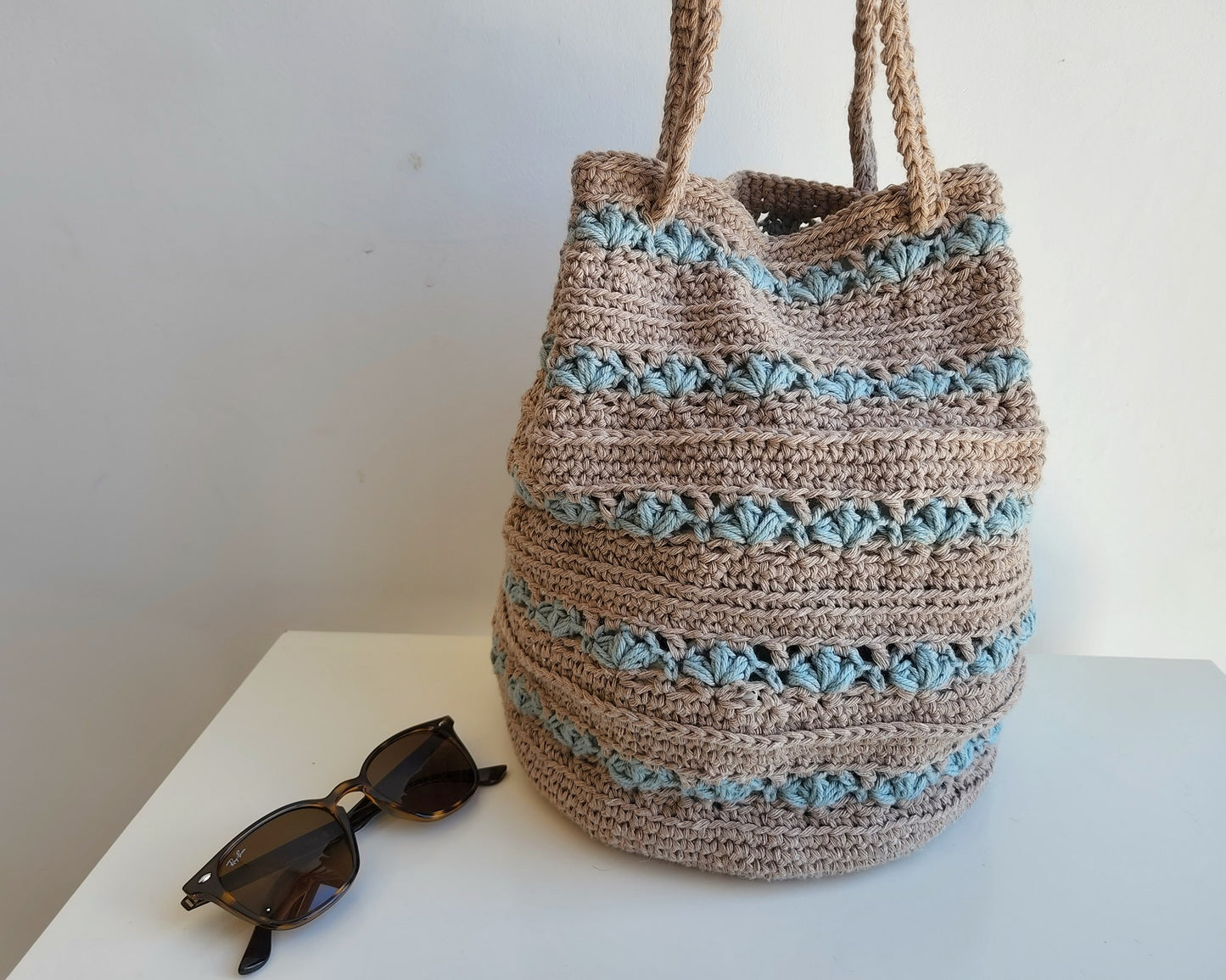 Floral Tote Bag Crochet Pattern by Agat Rottman