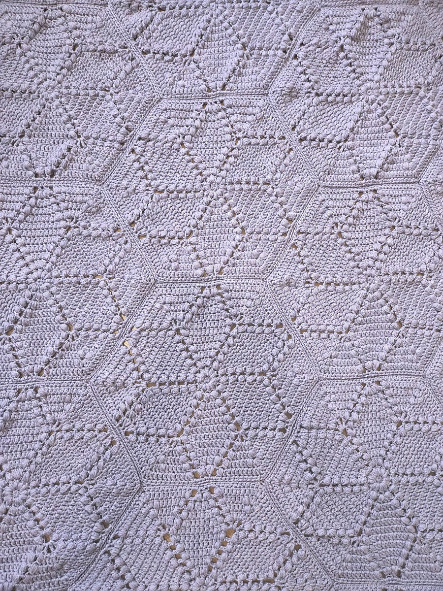 Diamonds Hexagon Blanket Crochet Pattern by Agat Rottman