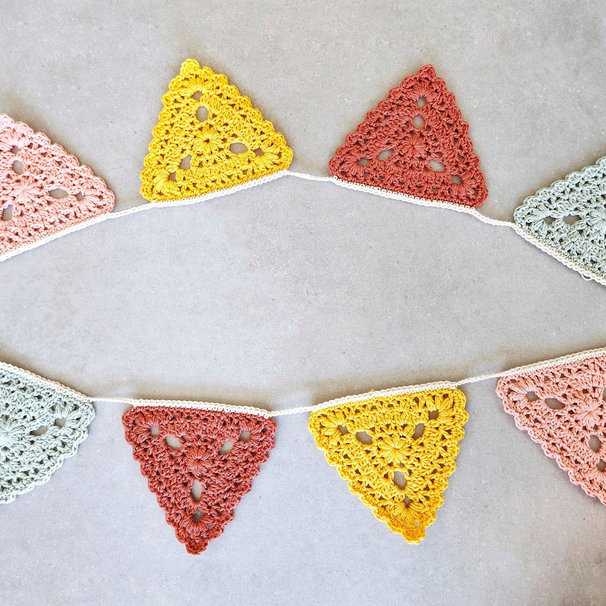 Floral Triangle Bunting Crochet Pattern by Agat Rottman