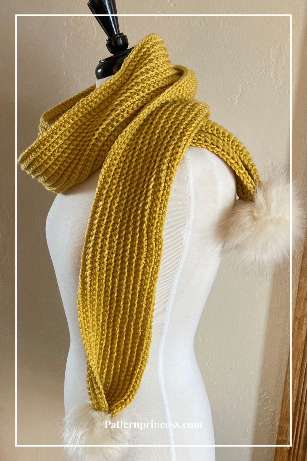 Beginner-Friendly Easy Ribbed Pom Pom Scarf Crochet Pattern by Victoria Pietz