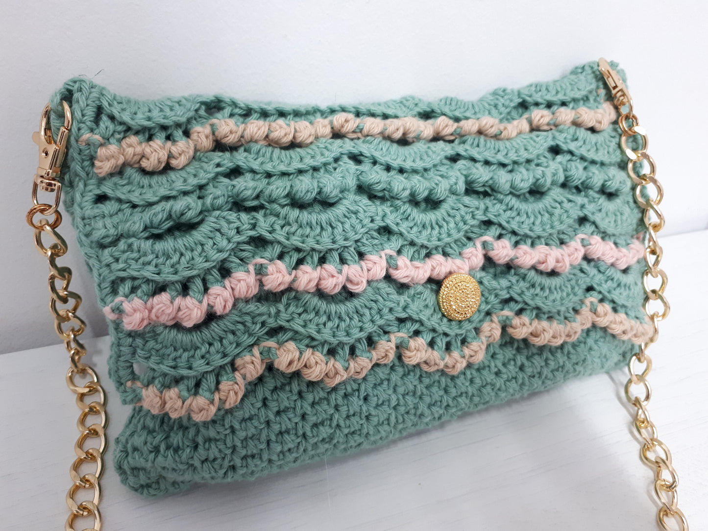 Pearls of the Sea Clutch Crochet Pattern By Agat Rottman