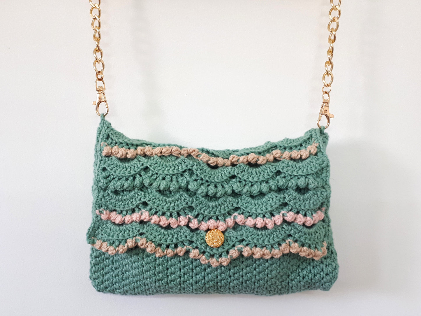 Pearls of the Sea Clutch Crochet Pattern By Agat Rottman