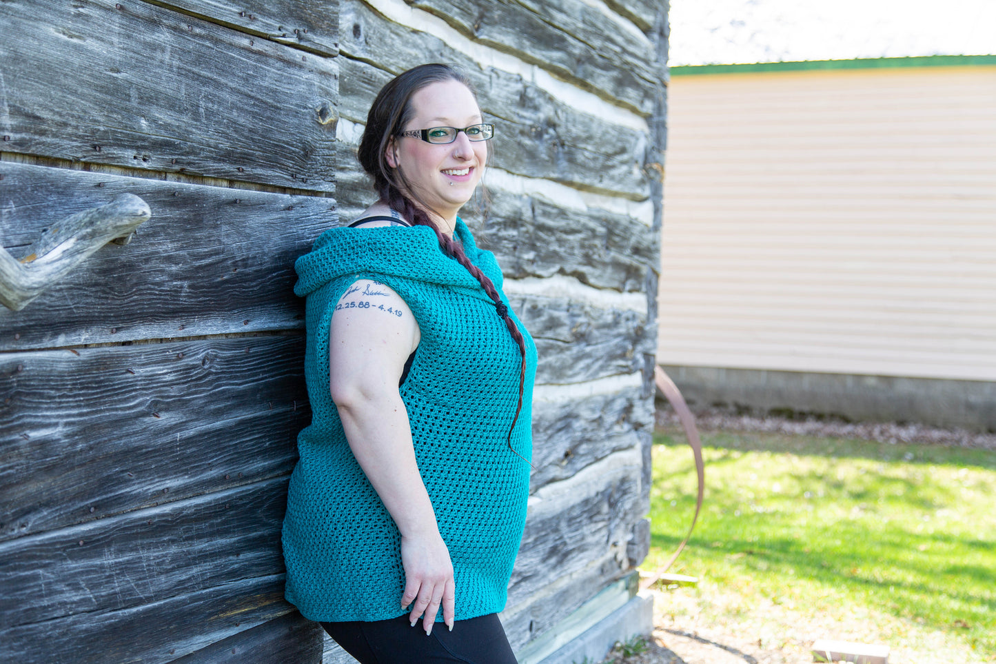 Oblique Shell Tunisian Crochet Pattern by Julie Desjardins