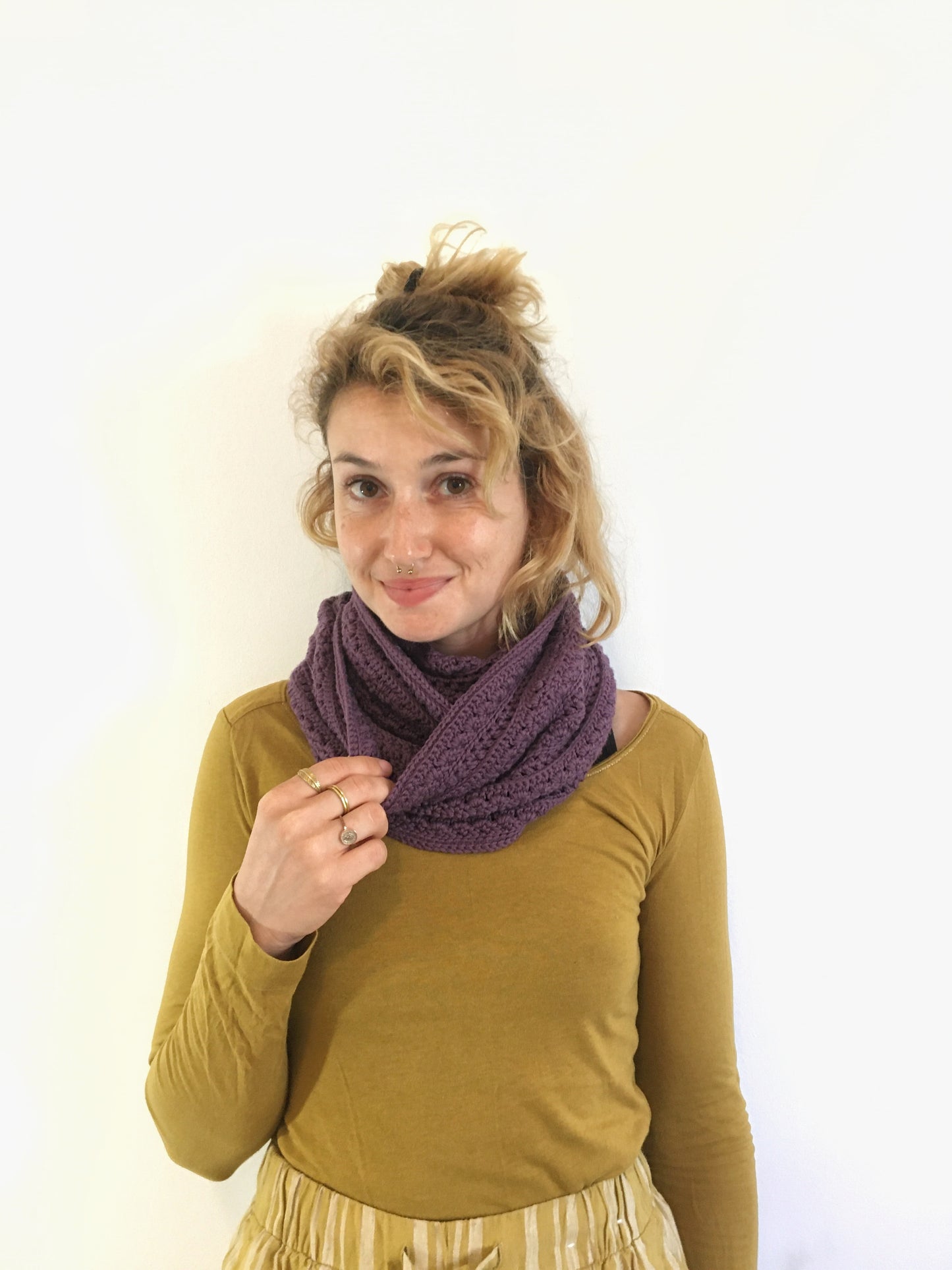 Rambling Roses Infinity Scarf Crochet Pattern by Agat Rottman