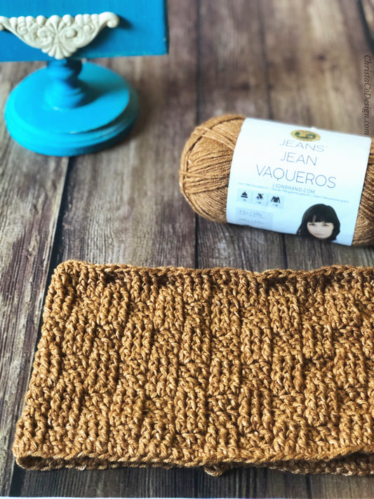 Pinerolo Cowl Crochet Pattern by Crystal Marin