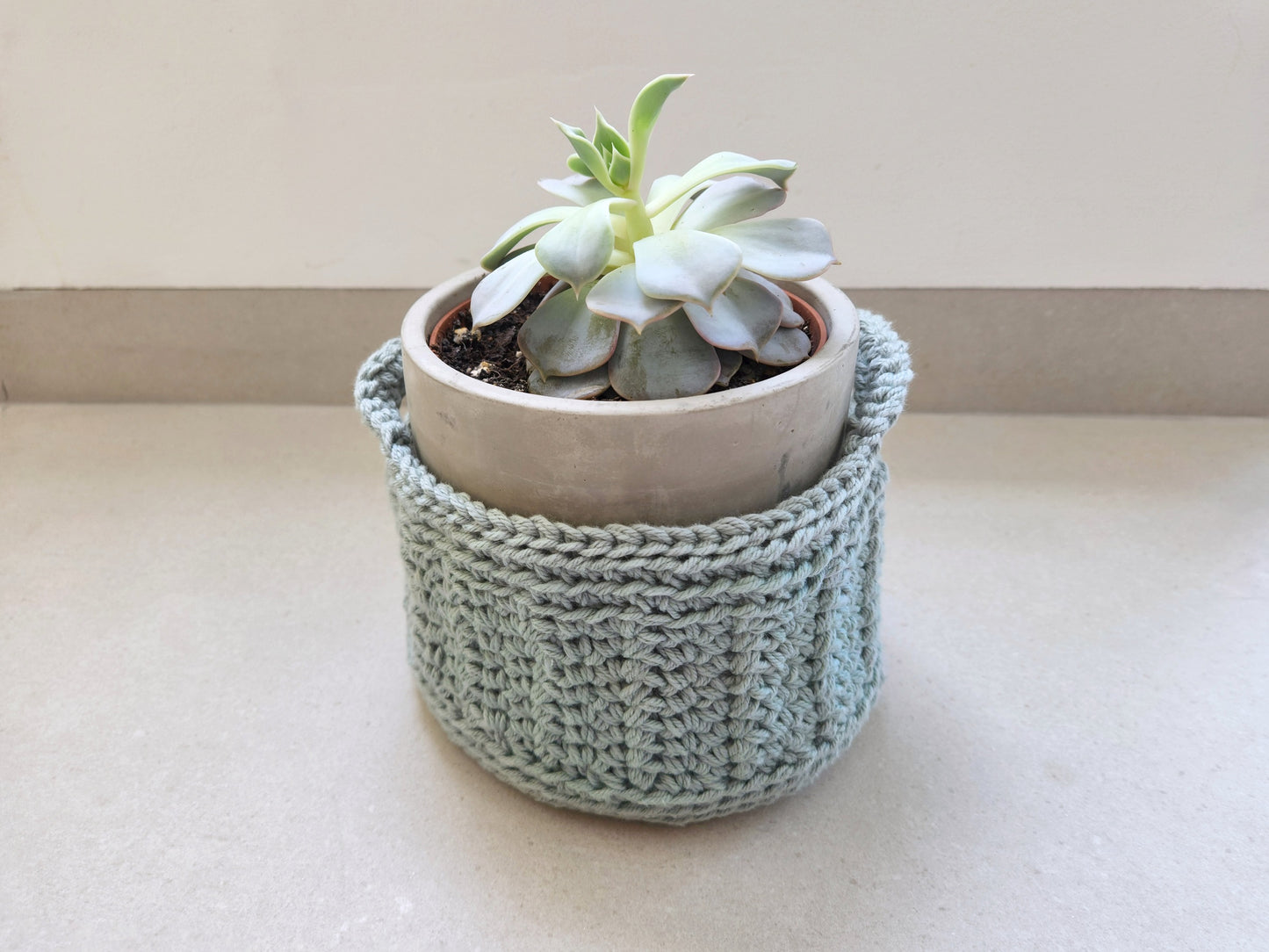 Lobelia Plant Holder Basket Crochet Pattern by Agat Rottman