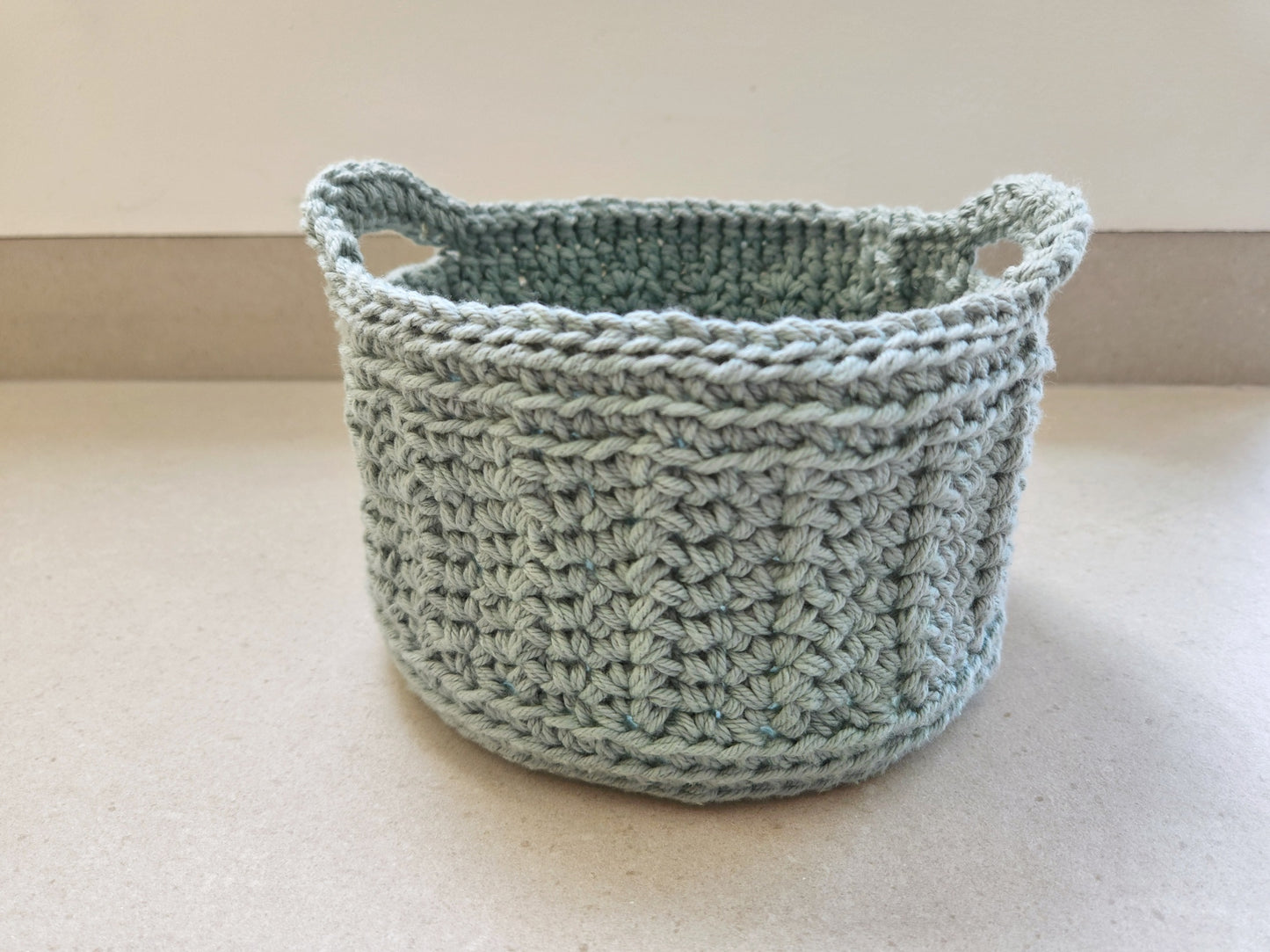 Lobelia Plant Holder Basket Crochet Pattern by Agat Rottman