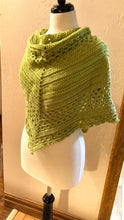 Load image into Gallery viewer, Fun Fresh Triangle Shawl Crochet PDF Pattern by Victoria Pietz
