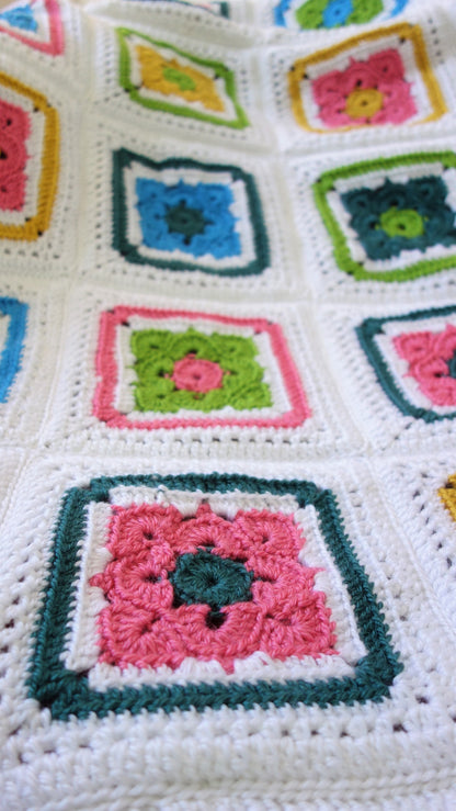 Flower Granny Square Throw Blanket Crochet Pattern by Agat Rottman