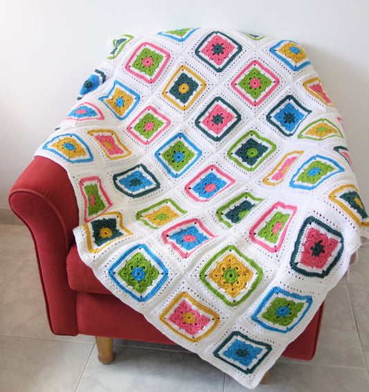 Flower Granny Square Throw Blanket Crochet Pattern by Agat Rottman