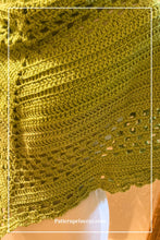 Load image into Gallery viewer, Fun Fresh Triangle Shawl Crochet PDF Pattern by Victoria Pietz
