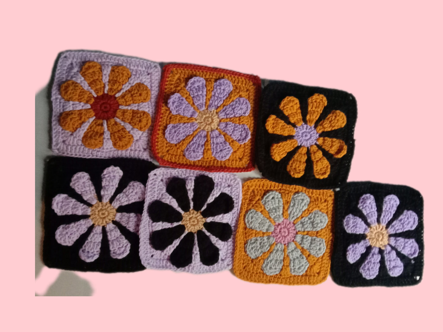 Retro Daisy Crochet Granny Square Pattern by Helencraftcrochet