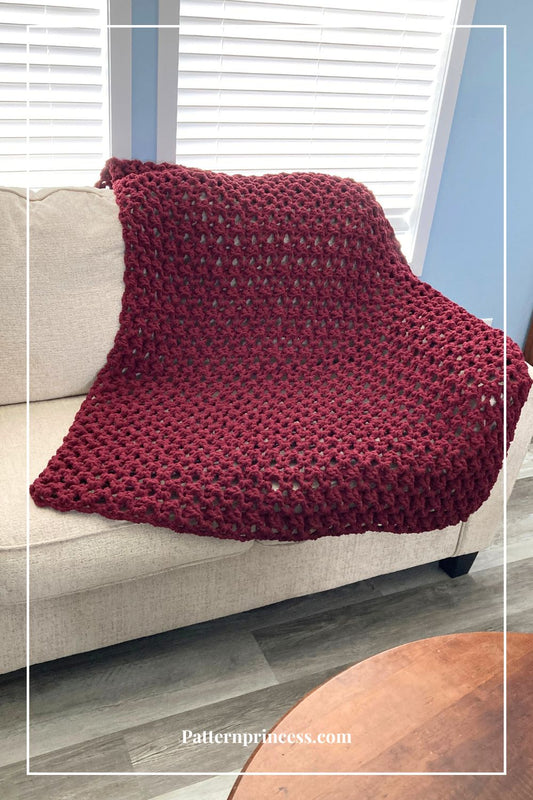 Puffy and Dreamy Chunky Crochet Throw Blanket Pattern by Victoria Pietz