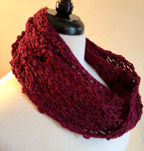 Load image into Gallery viewer, Vermillion Easy Infinity Scarf PDF Crochet Pattern by Victoria Pietz
