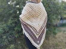 Load image into Gallery viewer, Nova Hooded Triangle Shawl PDF Crochet Pattern by Katarina Damjanovic
