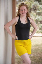 Load image into Gallery viewer, Sunny Suzette Shorts PDF Crochet Pattern by Victoria Barrett
