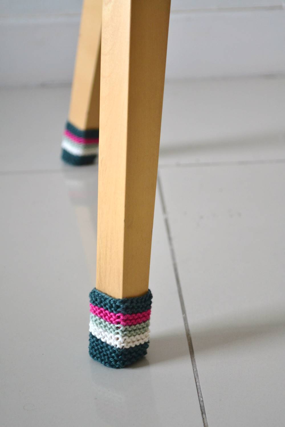 Chair Socks Knit PDF Pattern by Hortense Maskens
