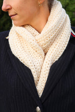 Load image into Gallery viewer, Your Morning Headband &amp; Scarf set PDF Crochet Pattern by Hortense Maskens
