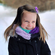 Load image into Gallery viewer, Sonder Cowl Crochet PDF Pattern by Lorene Eppolite
